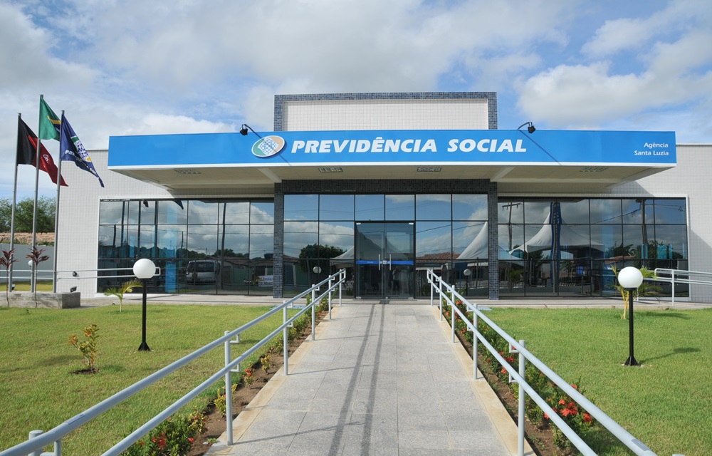 Ir para  <p>O governo Michel Temer vai incluir na reforma da Previd&ecirc;ncia o endurecimento das regras para concess&atilde;o de pens&otilde;es por morte. Segundo um integrante da equipe econ&ocirc;mica, a proposta volta a tentar...